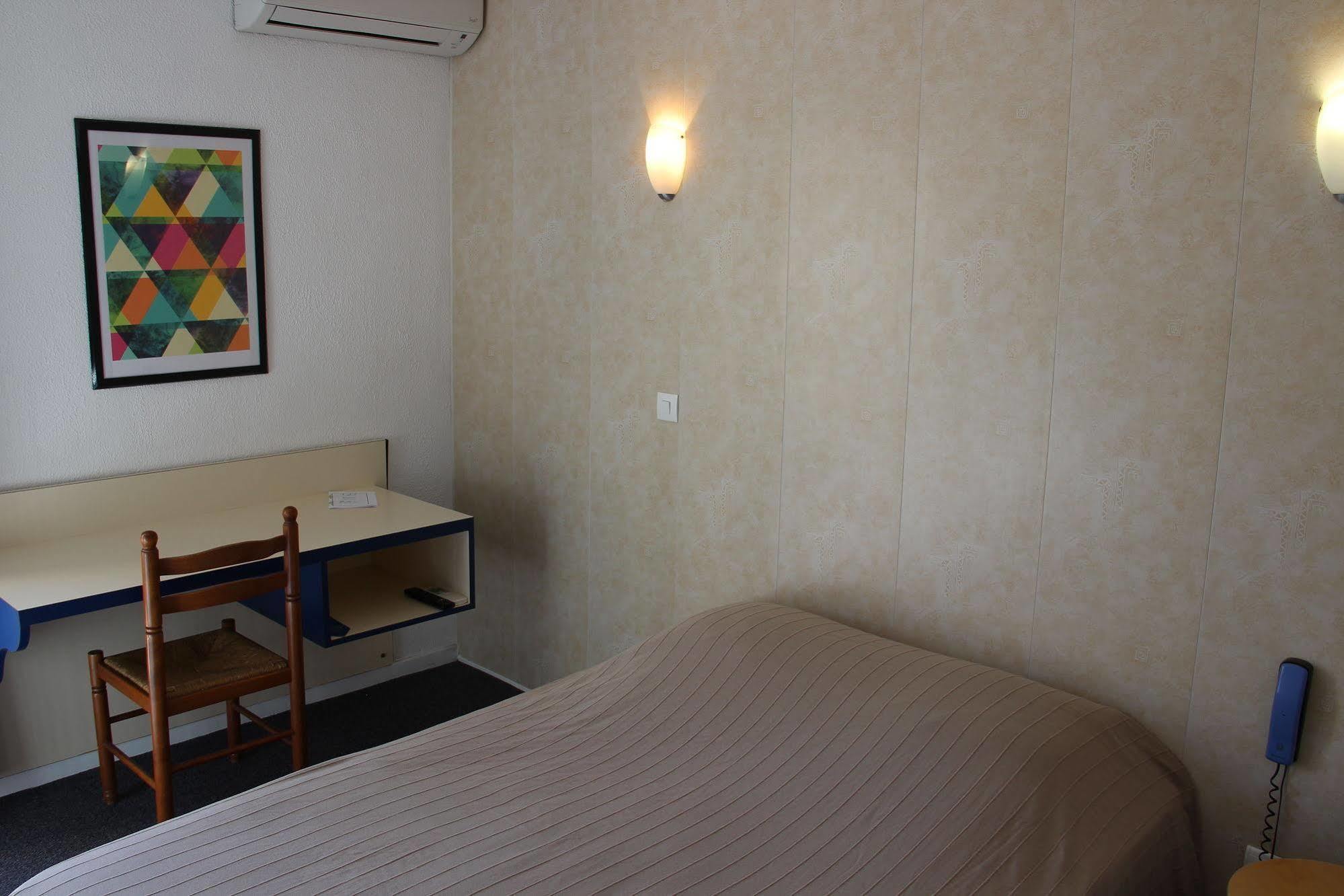 Hotel Vila Фронтиньян Экстерьер фото