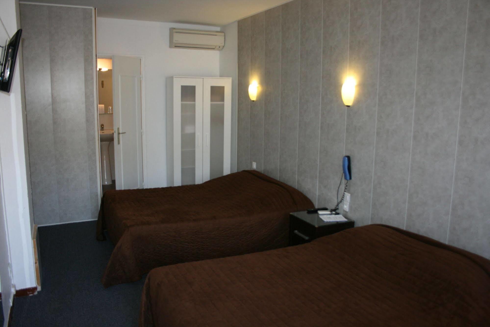 Hotel Vila Фронтиньян Экстерьер фото