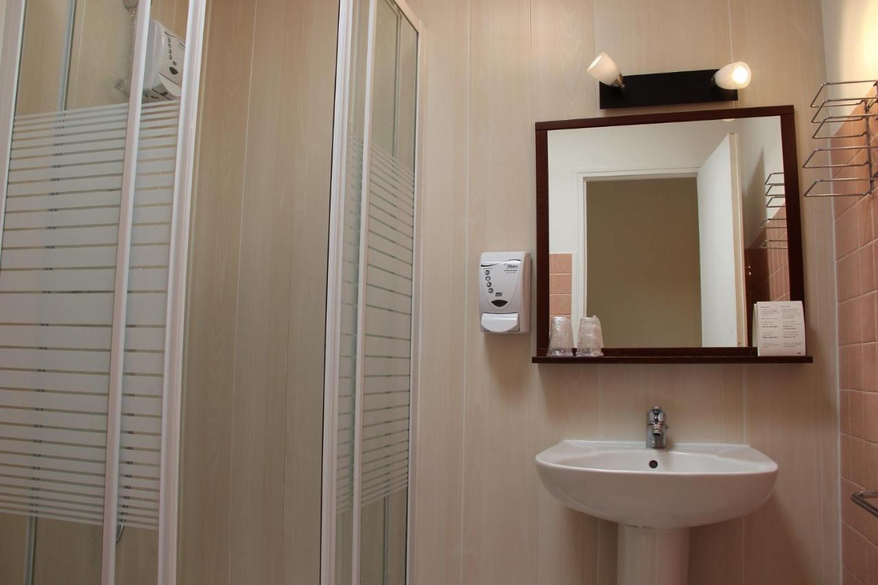 Hotel Vila Фронтиньян Экстерьер фото